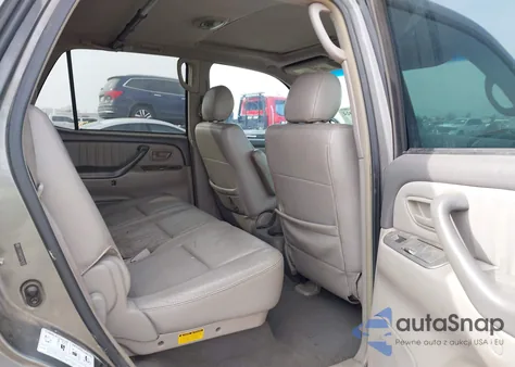 2005 Toyota Sequoia Limited V8 from USA, damaged, VIN 5TDBT48A15S246127